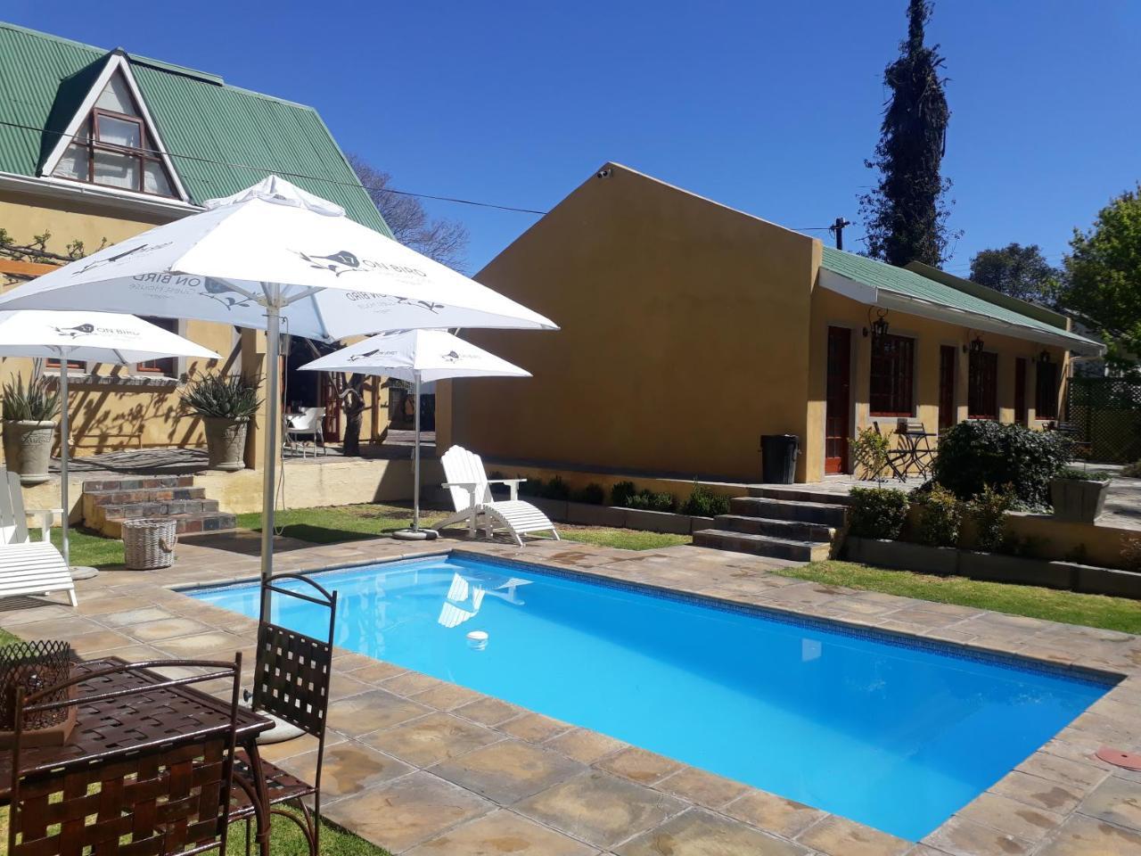 17 on Bird Guest House Beaufort West Extérieur photo